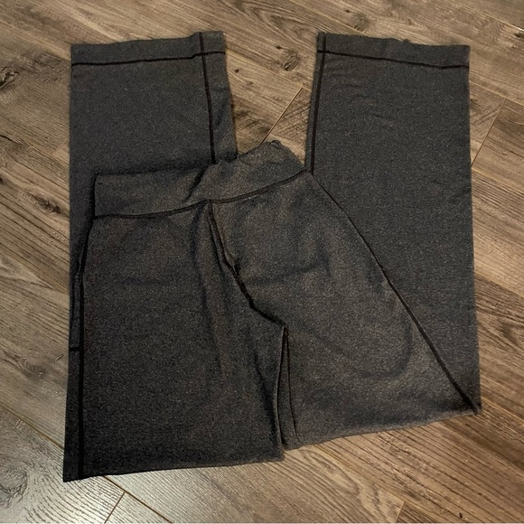 Lululemon still pants straight wide leg heathered charcoal - Picture 3 of 4